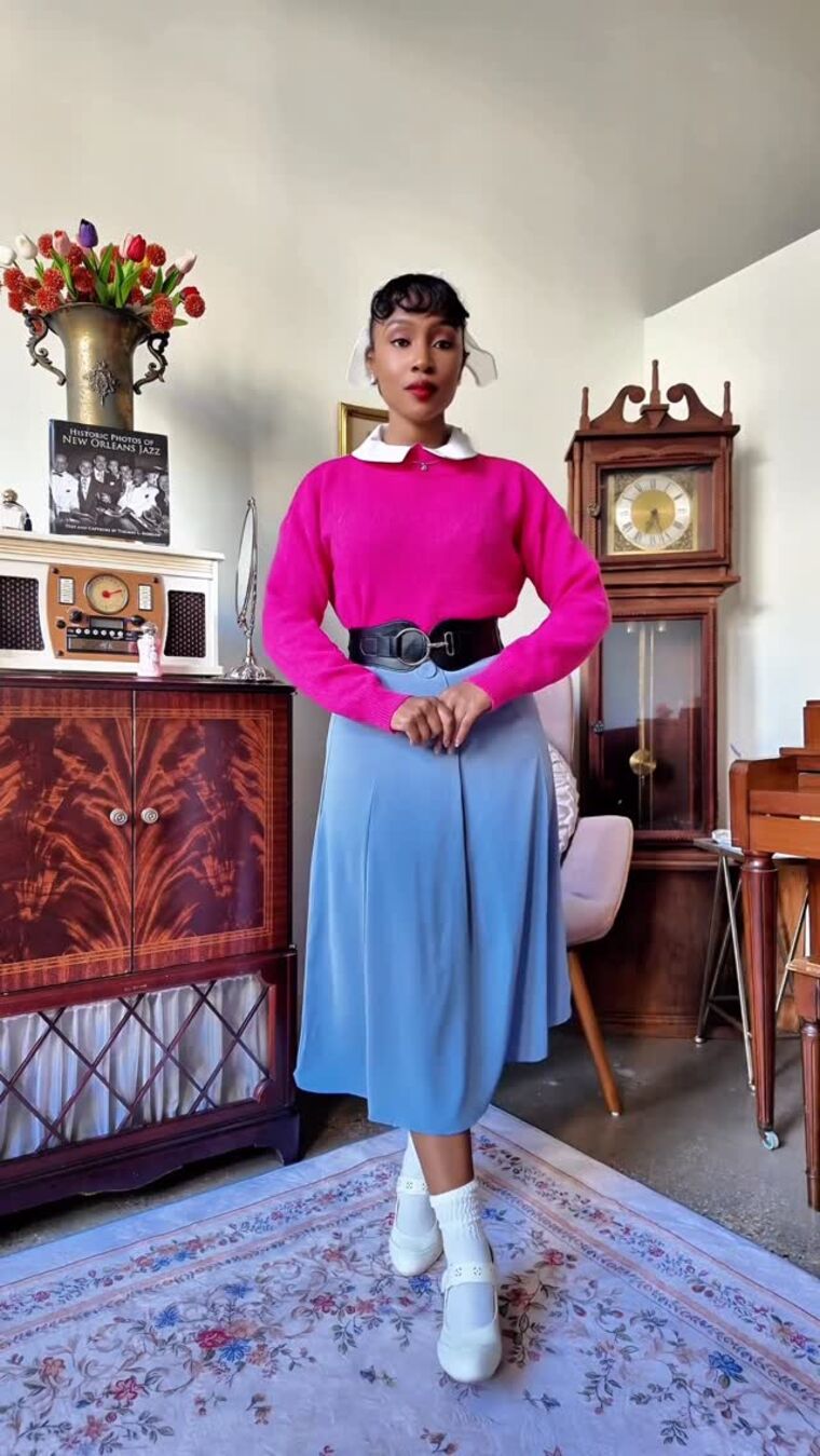Magenta and blue color-blocked look