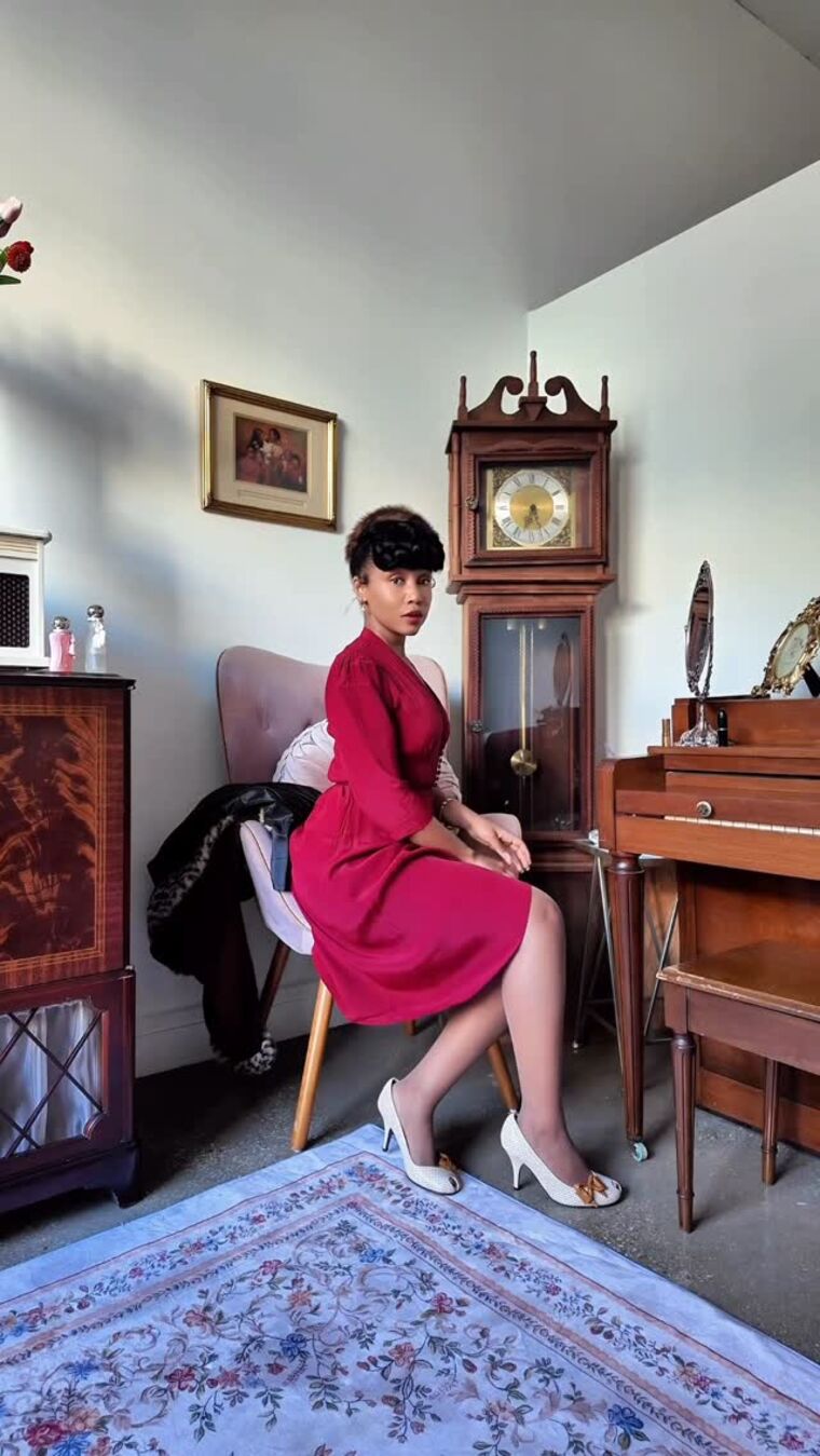 Red dress at the jazz festival